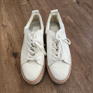Dolce Vita Toyah White Leather Sneakers SZ9